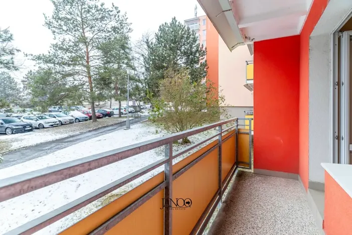 Pronájem bytu 1+kk, Brno, Irkutská, 33 m2