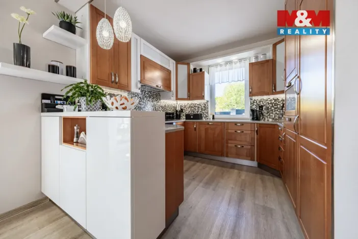 Prodej rodinného domu, Chomutov, Jarní, 190 m2