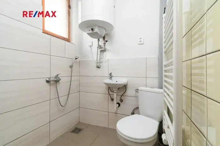 Prodej rodinného domu, Oselce, 168 m2