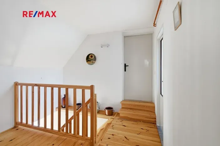 Prodej rodinného domu, Oselce, 168 m2