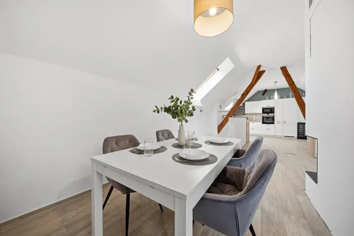 Prodej rodinného domu, Skvrňov, 288 m2