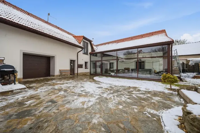 Prodej rodinného domu, Skvrňov, 288 m2