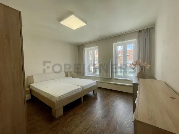 Pronájem bytu 2+kk, Brno, Bratislavská, 56 m2