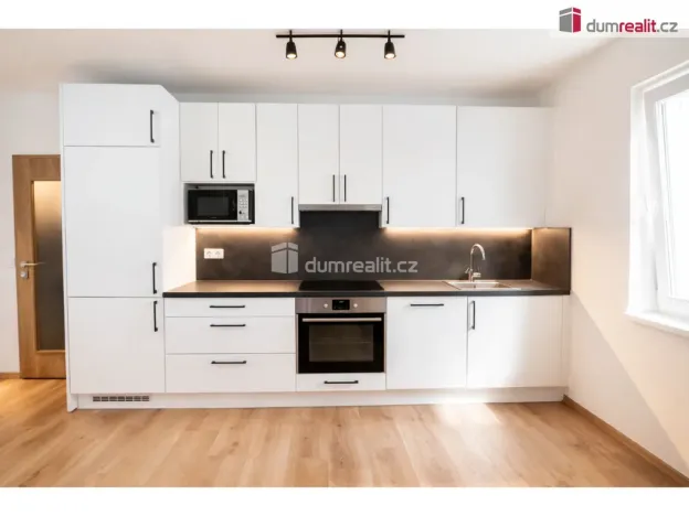 Pronájem bytu 1+kk, Praha - Chodov, Klapálkova, 36 m2