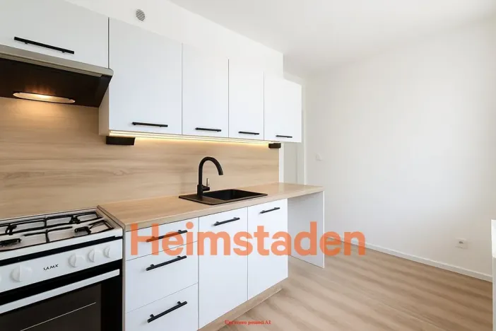 Pronájem bytu 3+1, Karviná - Nové Město, Kořenského, 70 m2