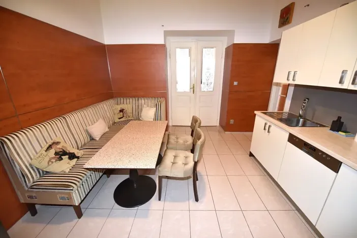 Prodej bytu 3+kk, Praha - Vinohrady, Balbínova, 72 m2