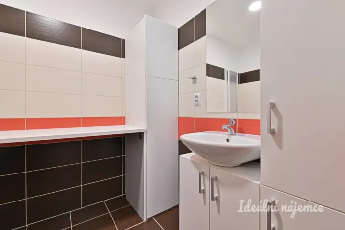 Pronájem bytu 2+kk, Rajhrad, Klášterní Dvůr, 53 m2