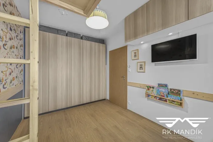 Prodej bytu 2+kk, Praha - Prosek, Kytlická, 53 m2