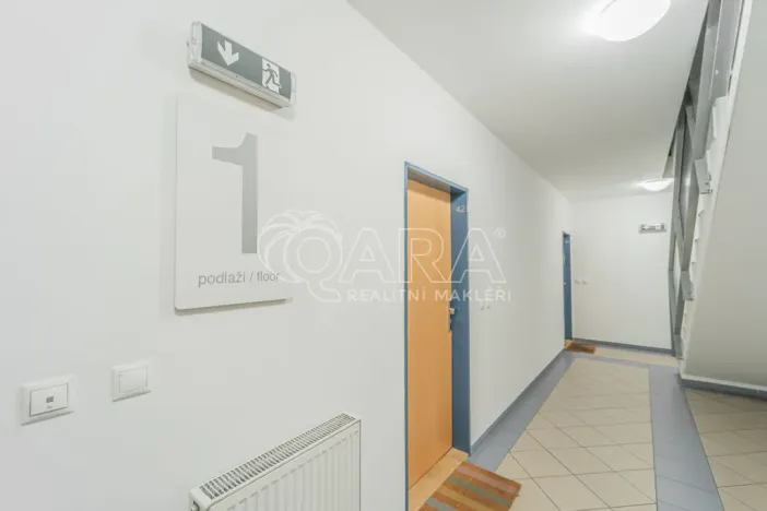 Prodej bytu 1+kk, Praha - Podolí, Jeremenkova, 35 m2