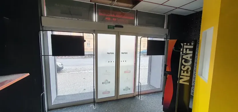 Pronájem obchodního prostoru, Přerov, Husova, 700 m2