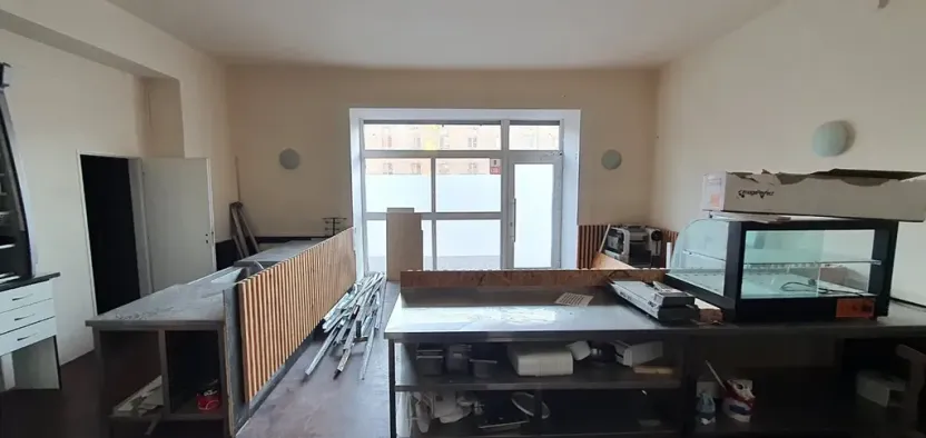 Pronájem obchodního prostoru, Přerov, Husova, 700 m2