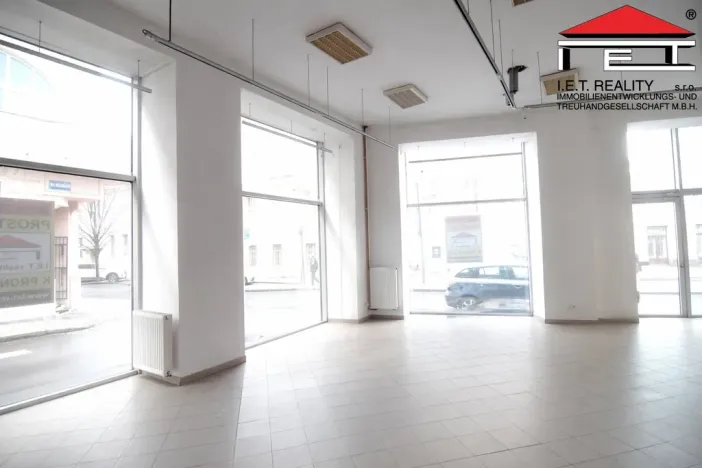 Pronájem obchodního prostoru, Ostrava, Dr. Šmerala, 118 m2
