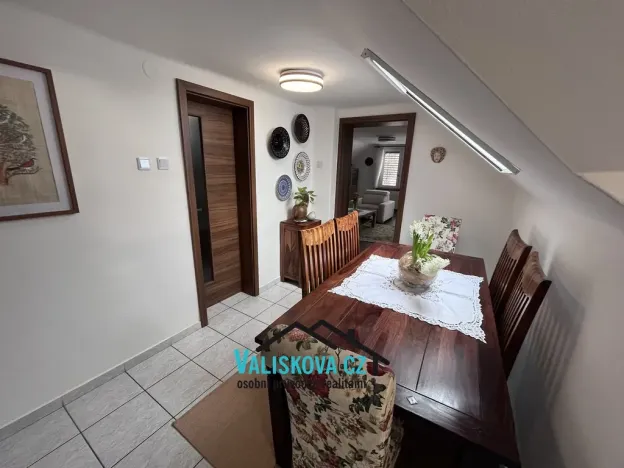 Prodej bytu 4+1, Kroměříž, K Terezovu, 114 m2