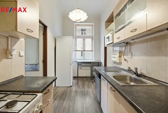 Prodej bytu 2+1, Mariánské Lázně, Hlavní třída, 56 m2