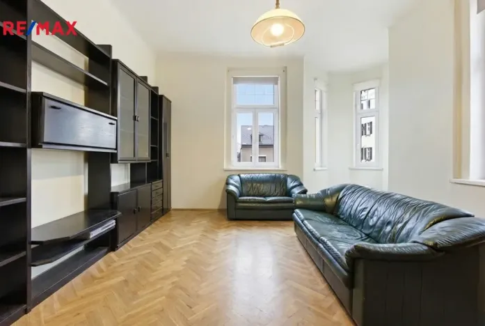 Prodej bytu 2+1, Mariánské Lázně, Hlavní třída, 56 m2