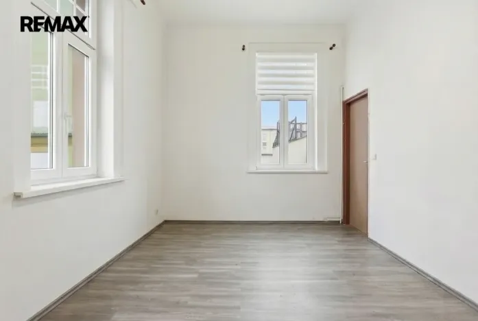 Prodej bytu 2+1, Mariánské Lázně, Hlavní třída, 56 m2