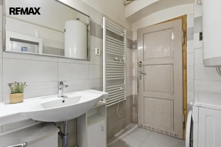 Prodej bytu 2+1, Mariánské Lázně, Hlavní třída, 56 m2