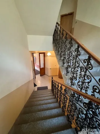 Pronájem bytu 2+kk, Praha - Vršovice, Charkovská, 39 m2