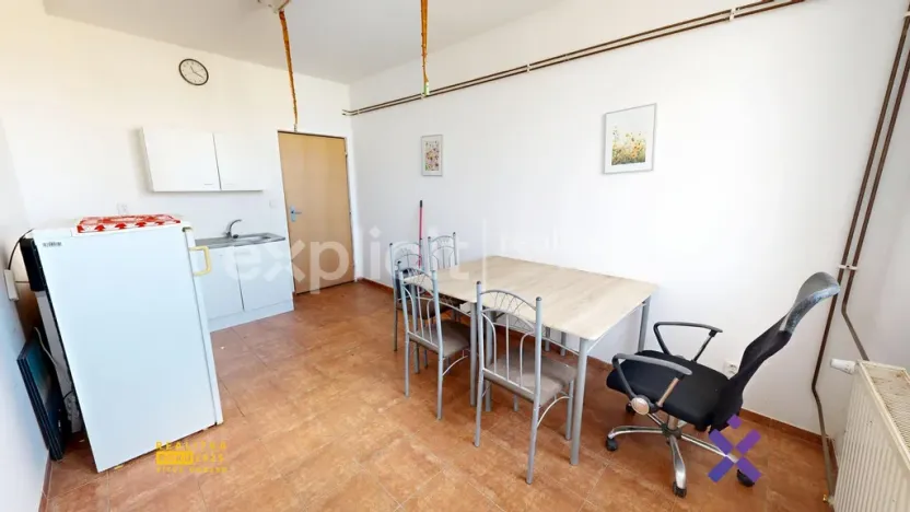 Prodej skladu, Březolupy, 3350 m2