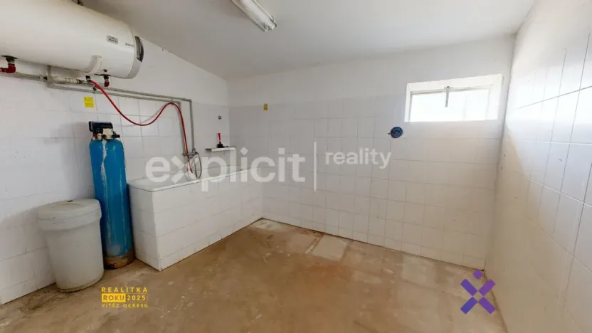 Prodej skladu, Březolupy, 3350 m2