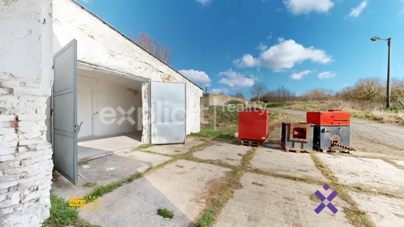 Prodej skladu, Březolupy, 3350 m2