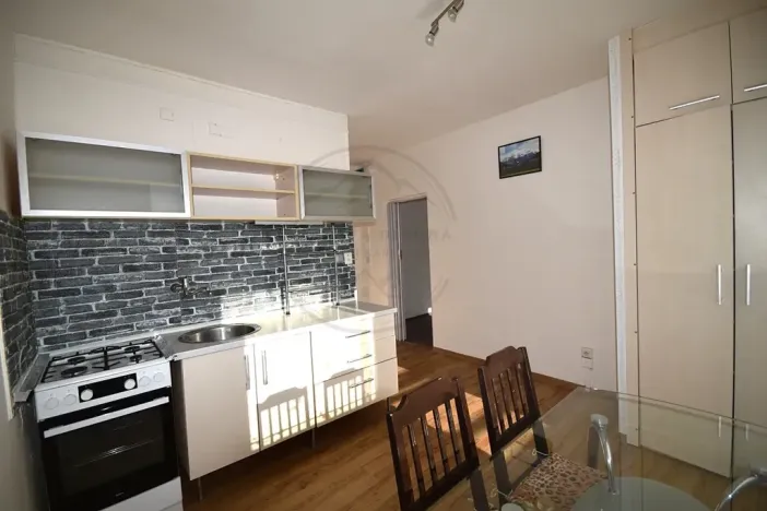 Pronájem bytu 1+1, Jeseník, nám. Svobody, 37 m2