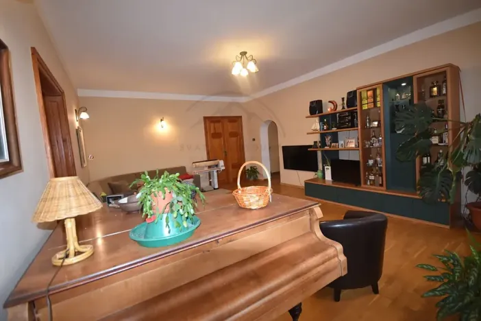 Prodej bytu 3+1, Vidnava, Radniční, 170 m2