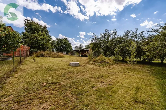 Prodej pozemku pro bydlení, Charváty, 863 m2