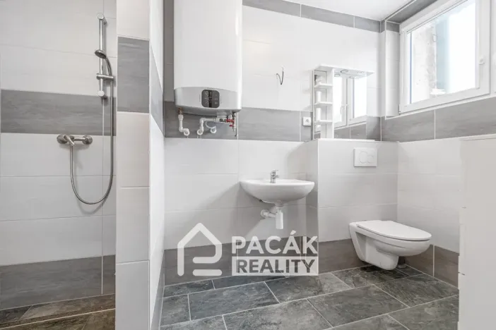 Prodej bytu 2+1, Bystřice pod Hostýnem, Přerovská, 102 m2