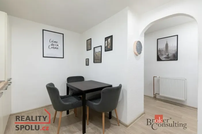 Prodej bytu 3+1, Opava - Předměstí, Těšínská, 59 m2