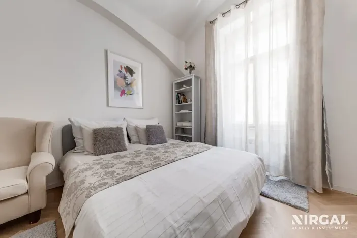 Prodej bytu 1+kk, Praha - Bubeneč, U studánky, 23 m2