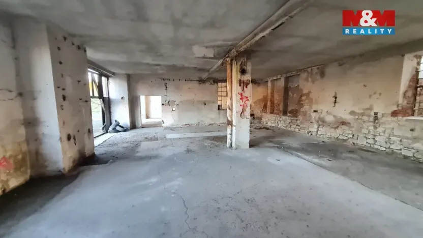 Pronájem skladu, Cítoliby, 300 m2