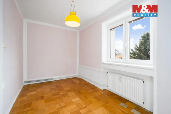 Prodej bytu 3+1, Ústí nad Labem - Neštěmice, Májová, 63 m2