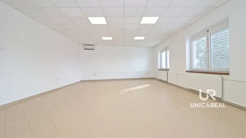 Pronájem kanceláře, Moravany, Modřická, 167 m2