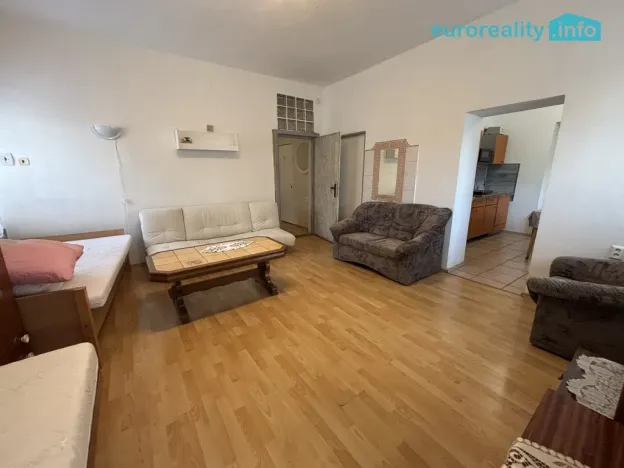 Prodej rodinného domu, Strašín, 450 m2