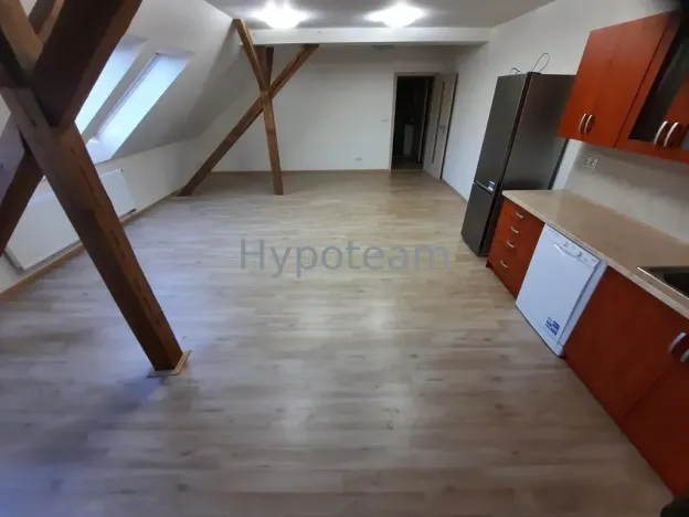 Pronájem bytu 2+kk, Ústí nad Labem - Ústí nad Labem-centrum, Jateční, 75 m2