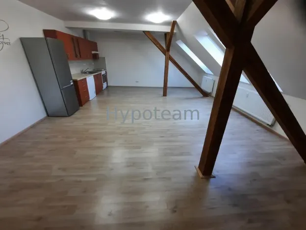 Pronájem bytu 2+kk, Ústí nad Labem - Ústí nad Labem-centrum, Jateční, 75 m2