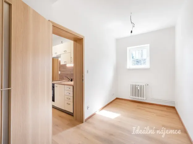 Pronájem bytu 3+kk, Praha - Ďáblice, Šenovská, 44 m2