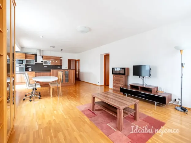 Pronájem bytu 4+kk, Praha - Kbely, Semilská, 112 m2