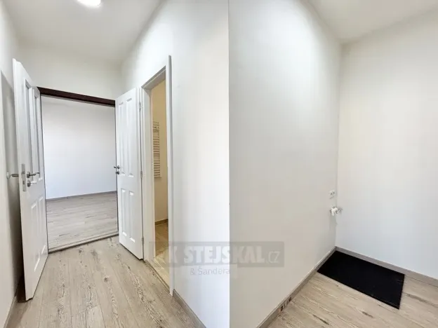 Pronájem bytu 2+kk, České Budějovice - České Budějovice 2, N. Frýda, 42 m2