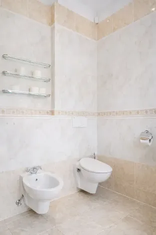 Pronájem bytu 6+kk a větší, Praha - Holešovice, Strojnická, 168 m2