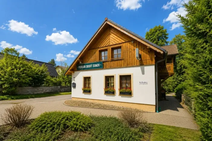 Prodej ubytování, Nový Bor - Janov, 280 m2