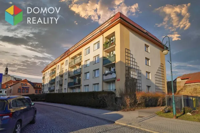 Pronájem bytu 2+kk, Beroun - Beroun-Centrum, Na Klášteře, 45 m2
