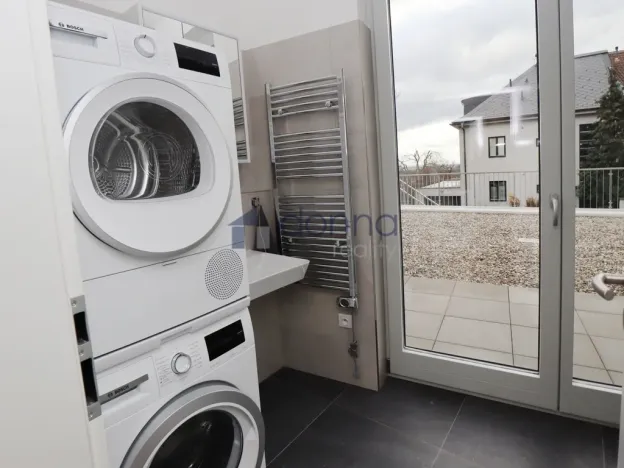 Pronájem bytu 3+kk, Praha, Bělohorská, 87 m2