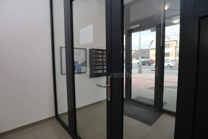 Pronájem bytu 3+kk, Praha, Bělohorská, 87 m2