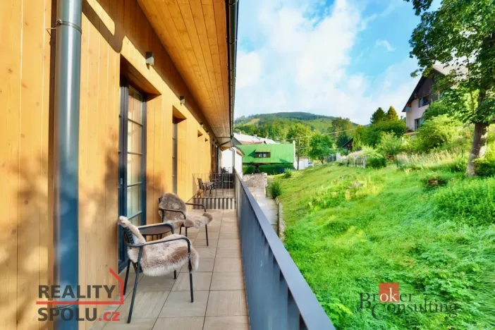 Prodej bytu 1+kk, Černý Důl, 39 m2