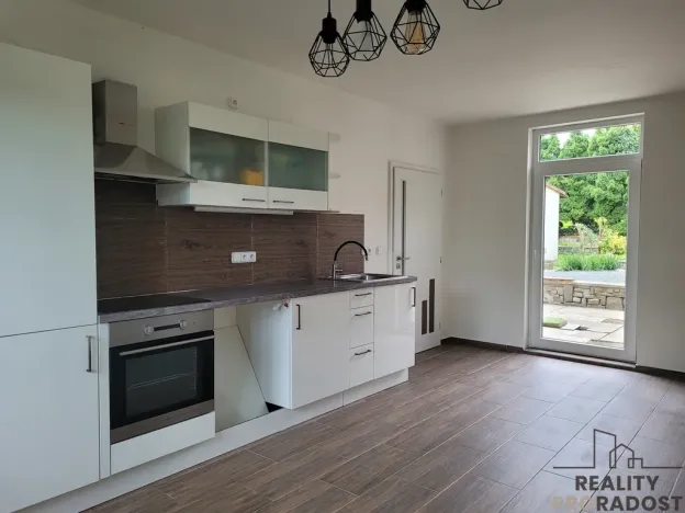 Prodej bytu 2+kk, Bystřice pod Hostýnem - Hlinsko pod Hostýnem, 60 m2