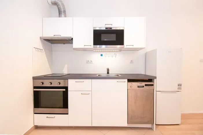 Pronájem bytu 1+kk, Praha - Zličín, Sazovická, 35 m2