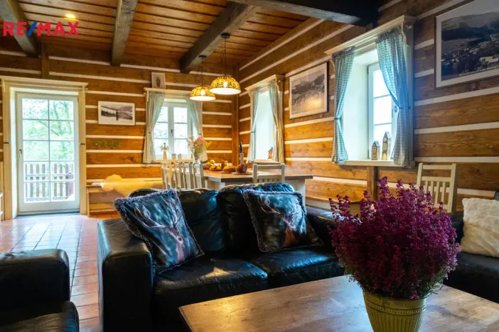 Prodej ubytování, Horní Maršov, Pod Černým vrchem, 212 m2