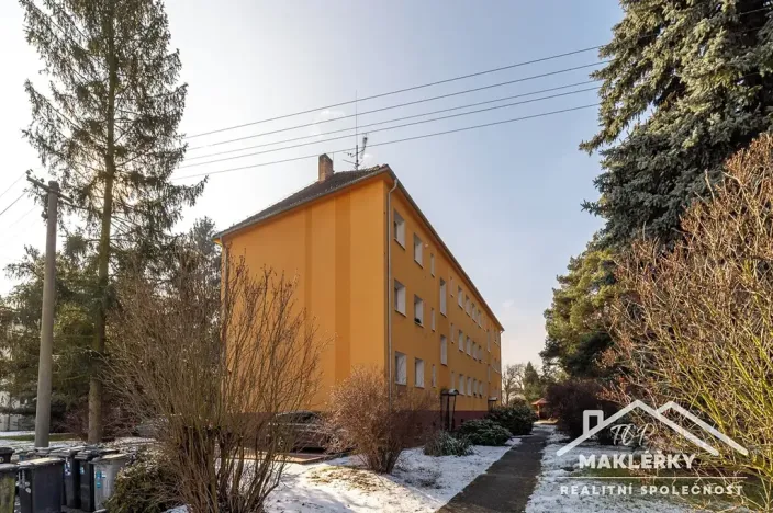 Prodej bytu 3+1, Velký Osek, Komenského, 56 m2